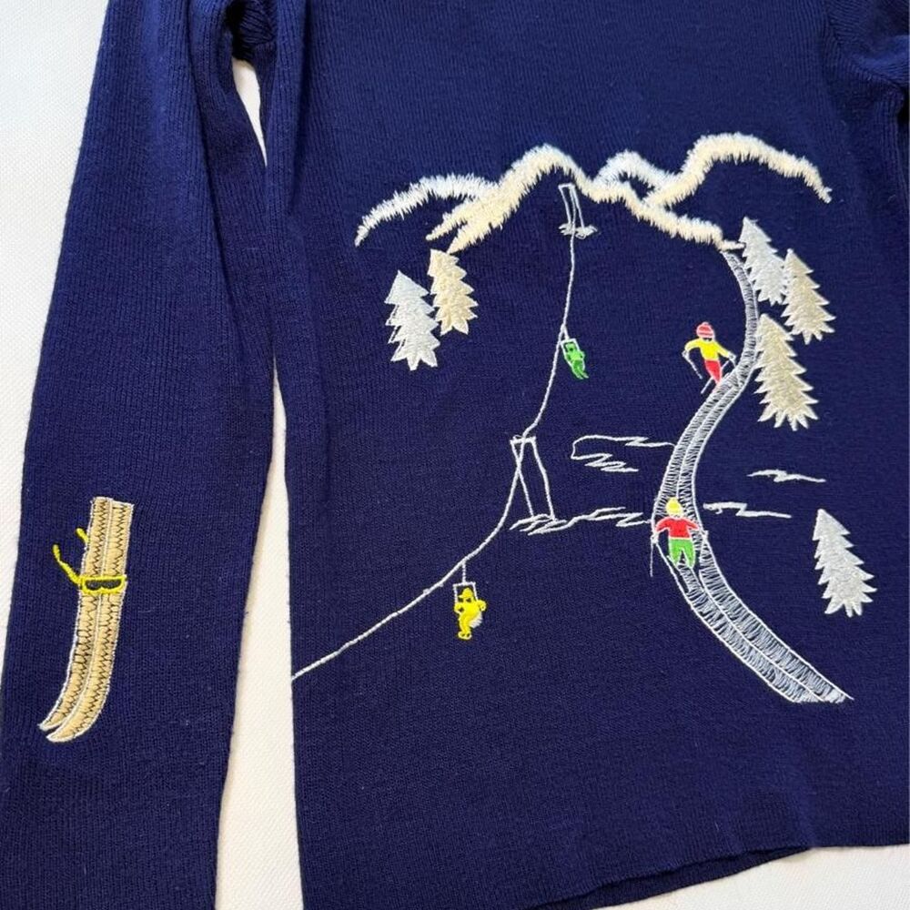 Vintage Embroidered Ski Scene Sweater
